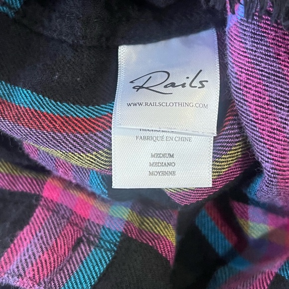 Rails Leo Flannel Plaid Shirt Pink Black Frayed Hem Size Medium - Picture 8 of 9